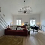 Luxurious And Bright T1 Bis *