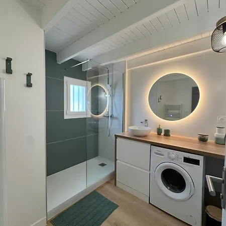 Luxurious And Bright T1 Bis Apartament